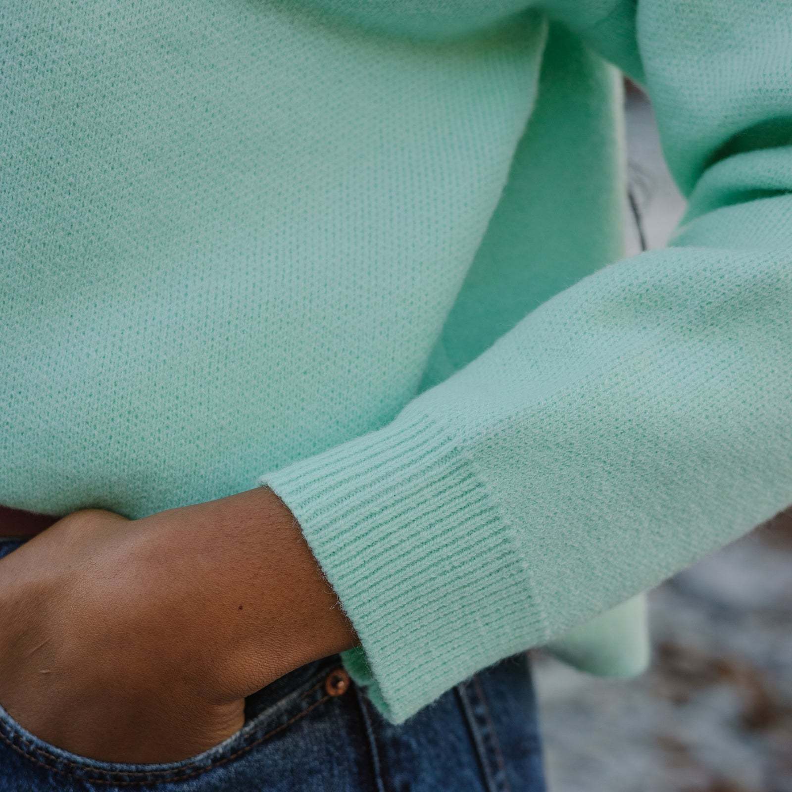 Ladies 1/4 Zip Knit Sweater (L-2XL ONLY) – East Coast Lifestyle